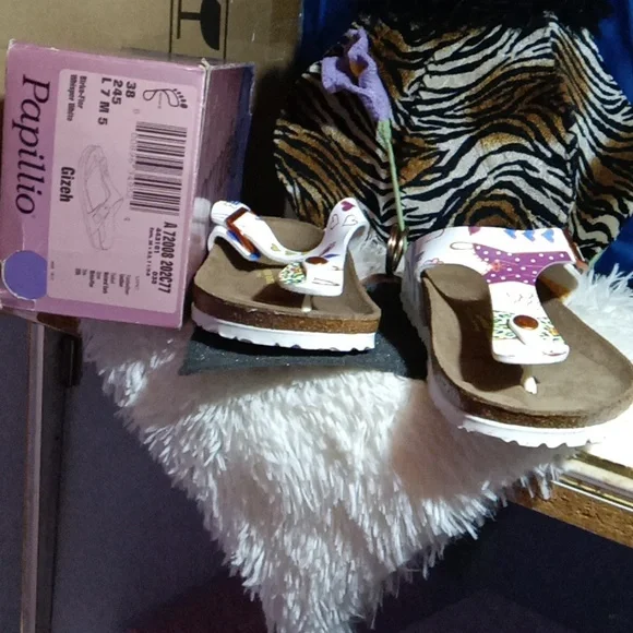 NWT Papillon slipper - Picture 4 of 4